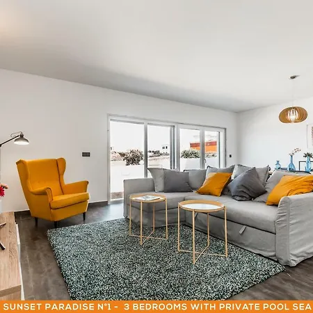 Sunset Paradise - Luxury With Private Pool, Sea View & Rooftop